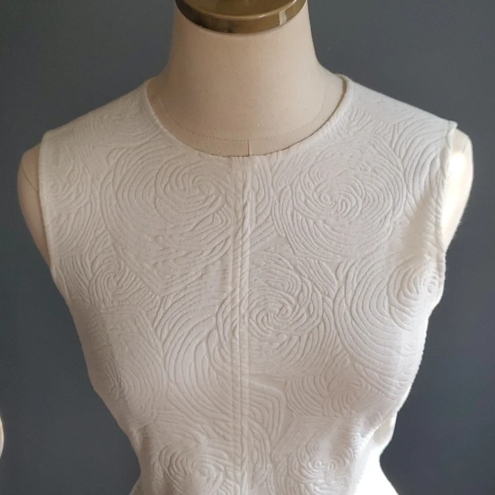 Theory white Peplum   top size s - Picture 3 of 15